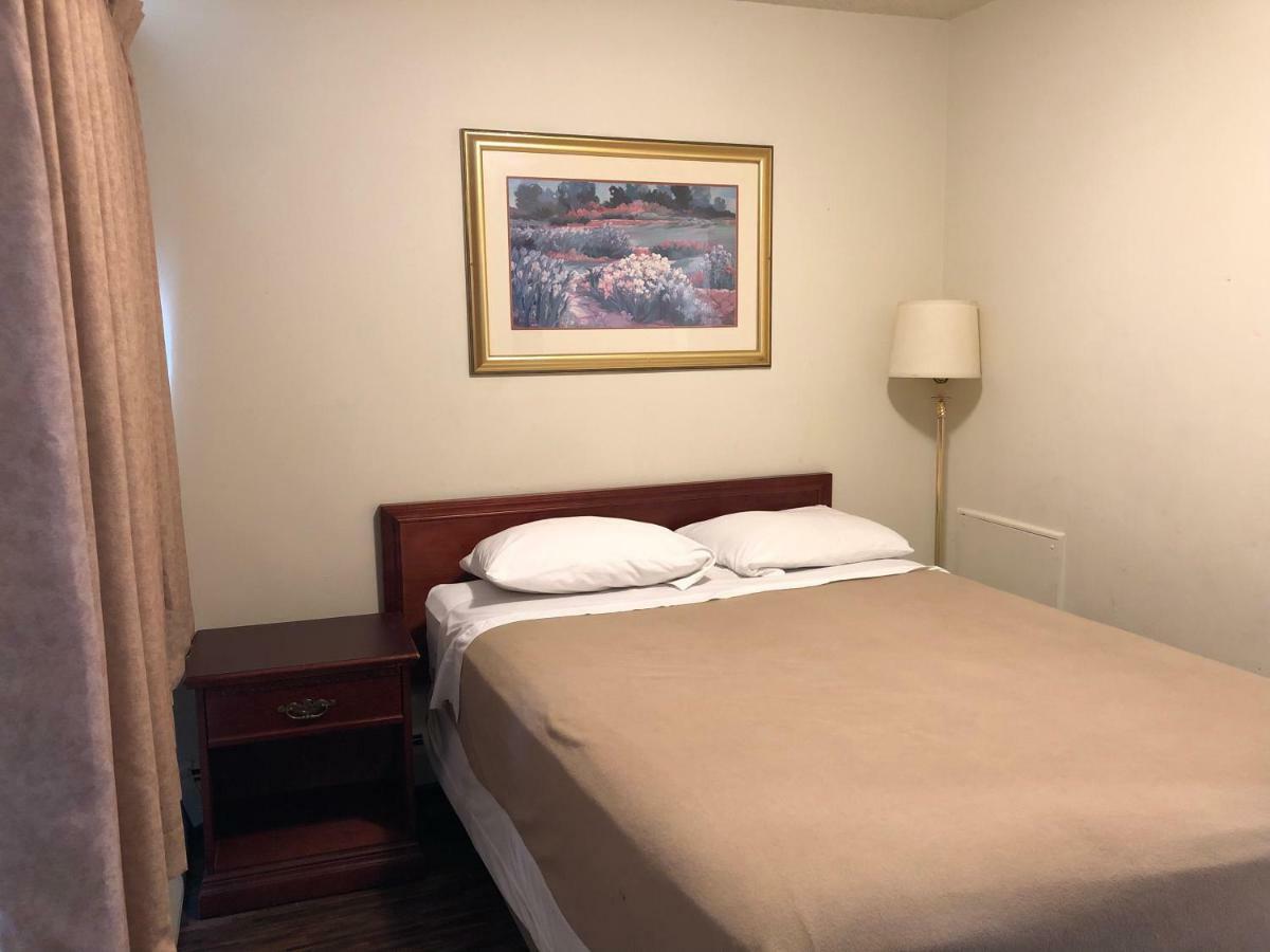 Travellers Inn Κάλγκαρι Εξωτερικό φωτογραφία
